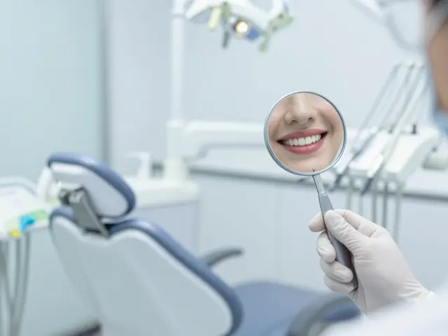 Jak často se má chodit k zubaři? Pravidla pro kontrolu a celokeramické fazety